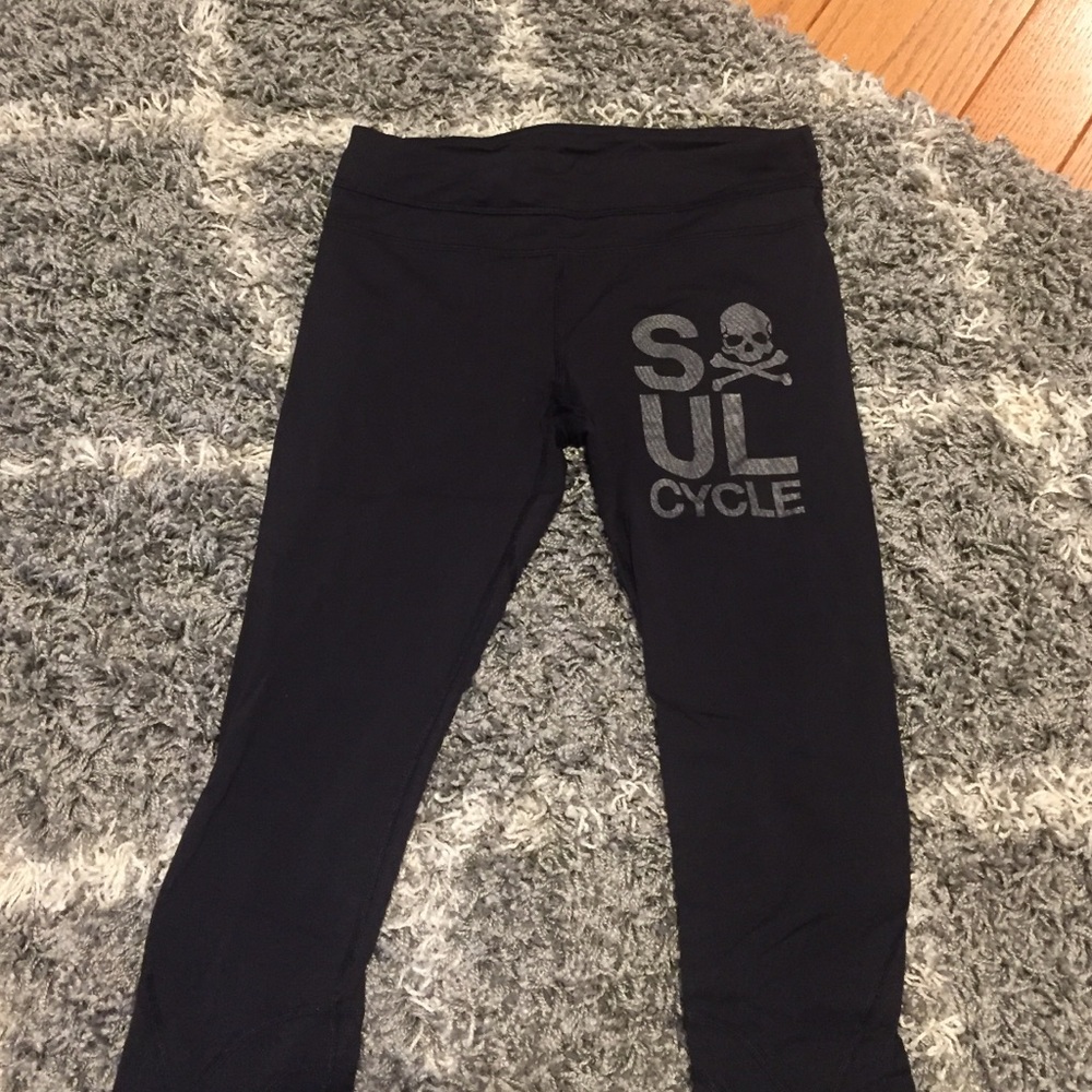 Lululemon for Soul Cycle cropped pants